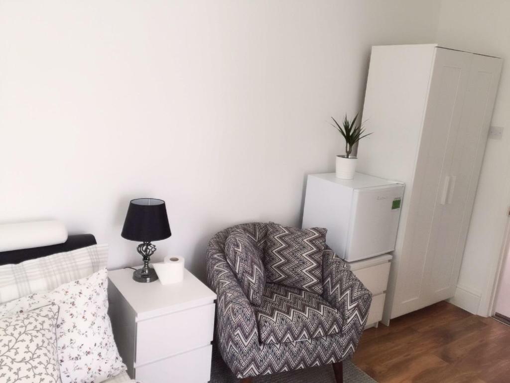 Abbey Wood Station Five Bedroom Self Contained House Eksteriør billede