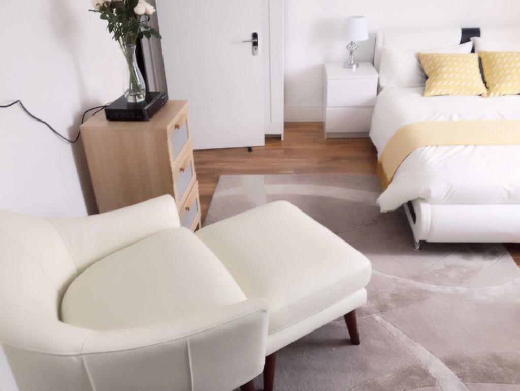 Abbey Wood Station Five Bedroom Self Contained House Eksteriør billede